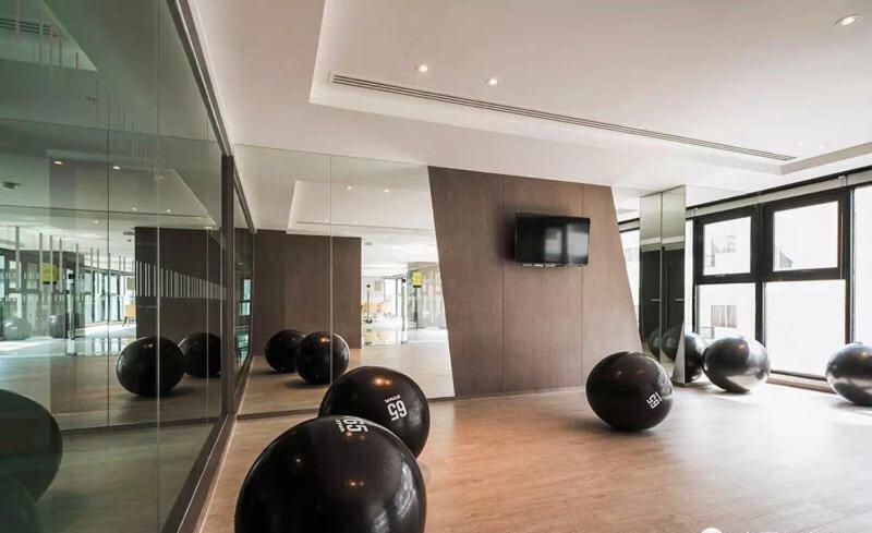 The Base Apartment Pattaya Exterior photo